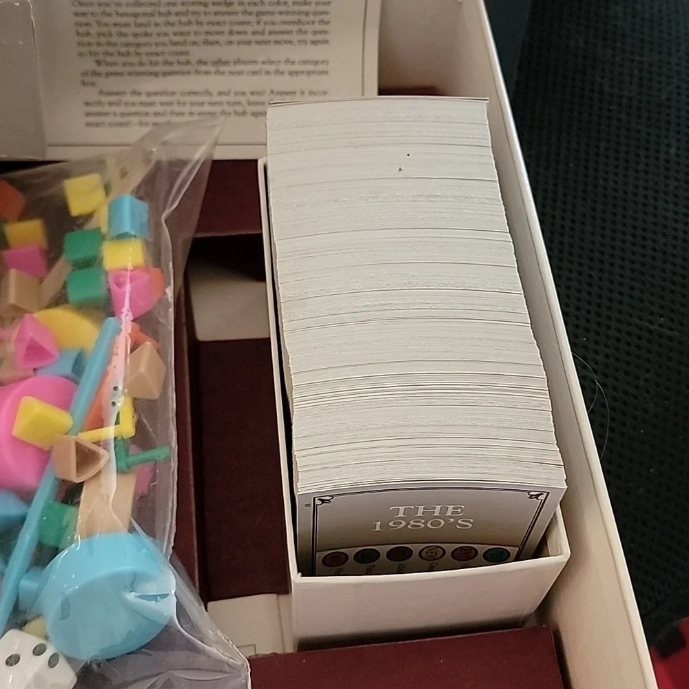 Trivial Pursuit The 1980's Master Game